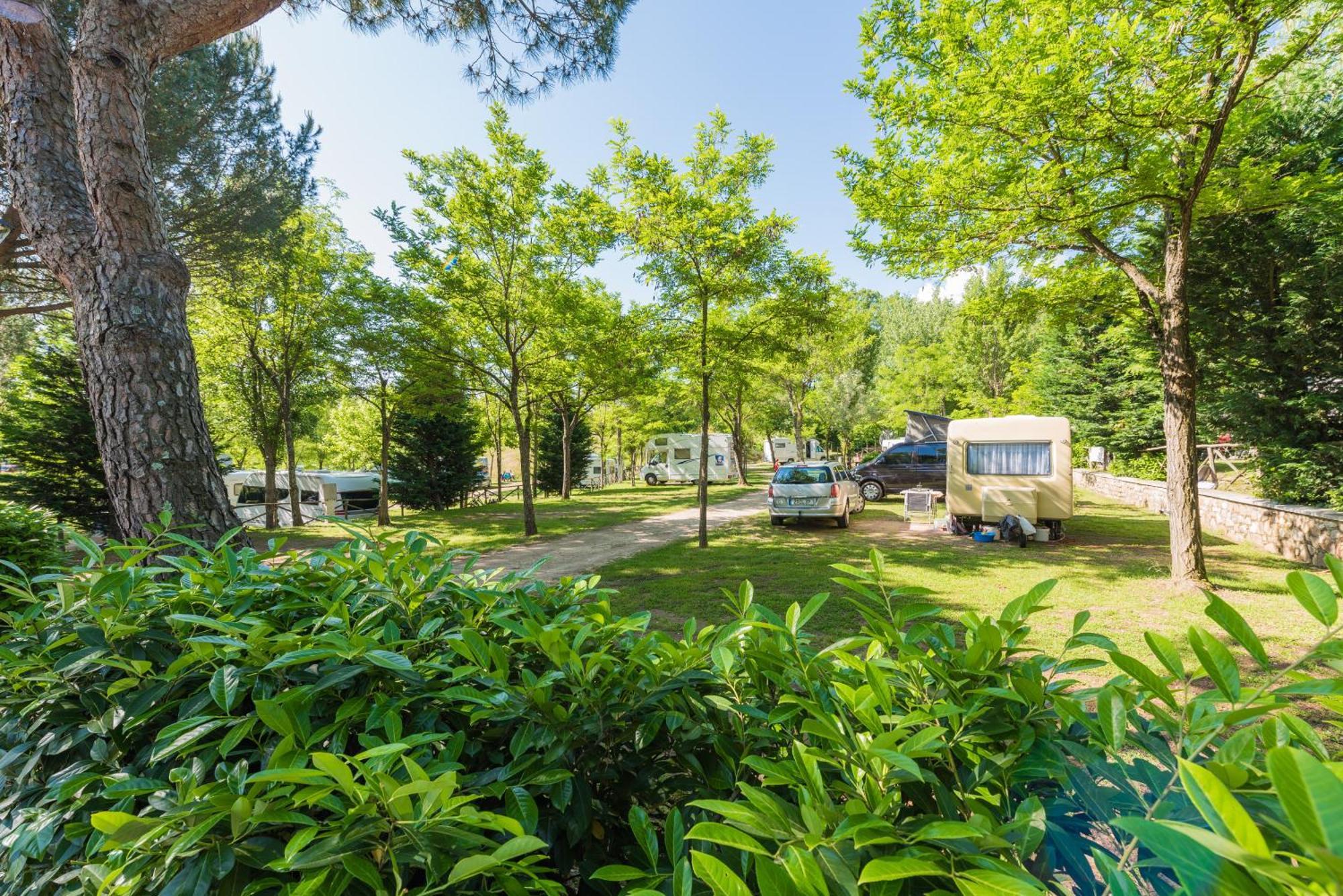 Camping Village Il Poggetto Troghi Extérieur photo