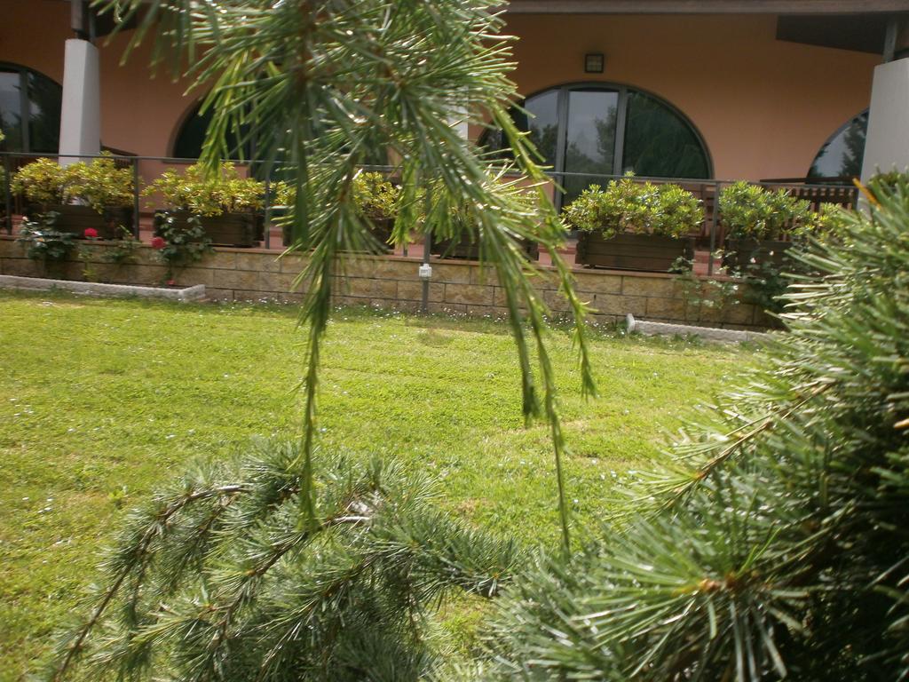 Camping Village Il Poggetto Troghi Extérieur photo