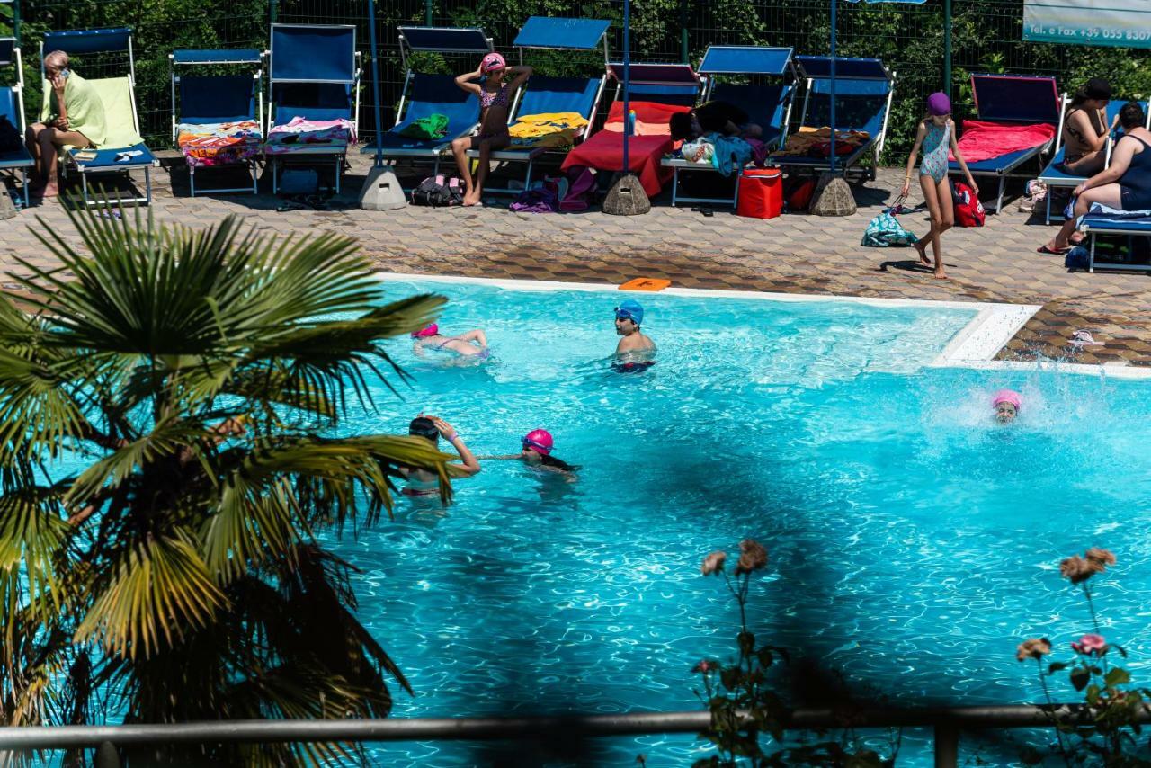 Camping Village Il Poggetto Troghi Extérieur photo